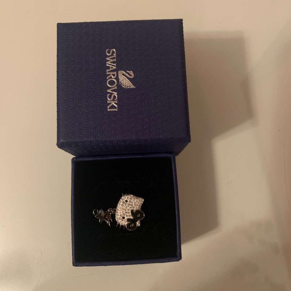 HELLO KITTY SWAROVSKI RING